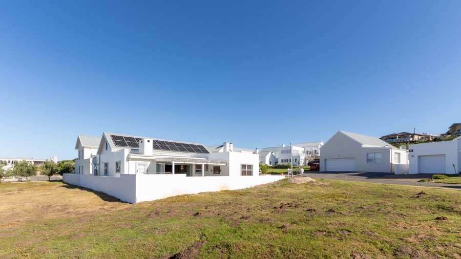 3 Bedroom Property for Sale in Stilbaai Wes Western Cape